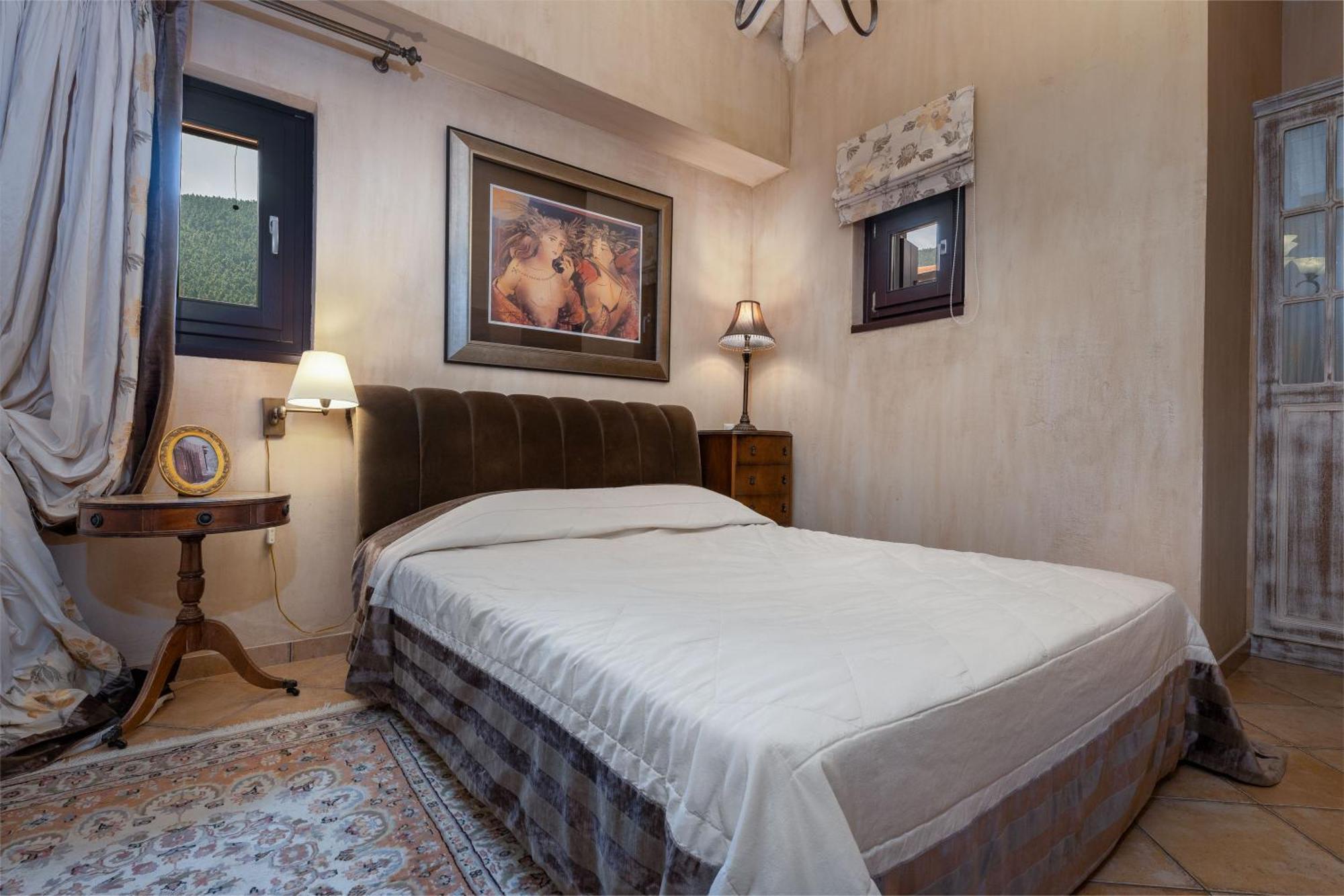 Ostra Menalon Luxury Suites Kardharás Quarto foto