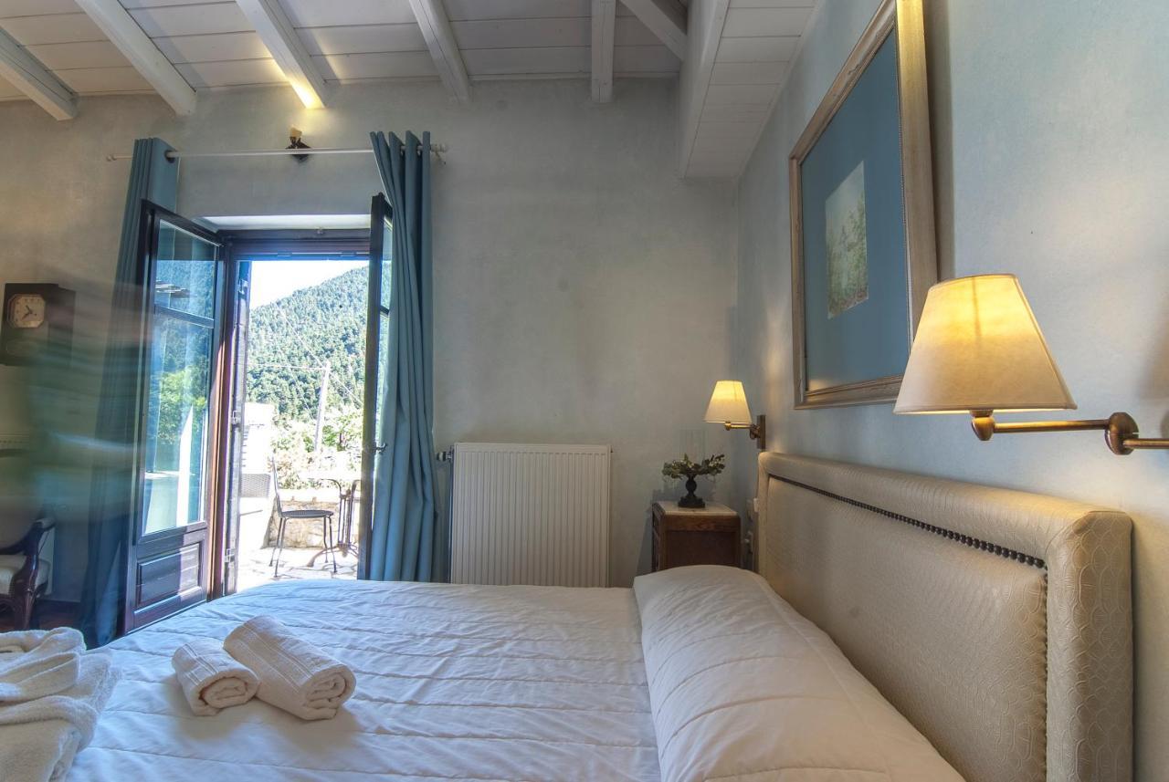 Ostra Menalon Luxury Suites Kardharás Exterior foto